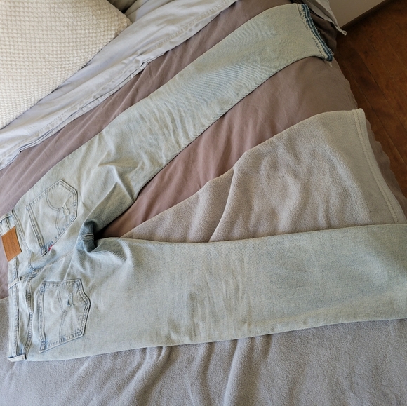 Levi's 32W 32L slim fit pre faded/ripped/distressed jeans - Picture 2 of 13